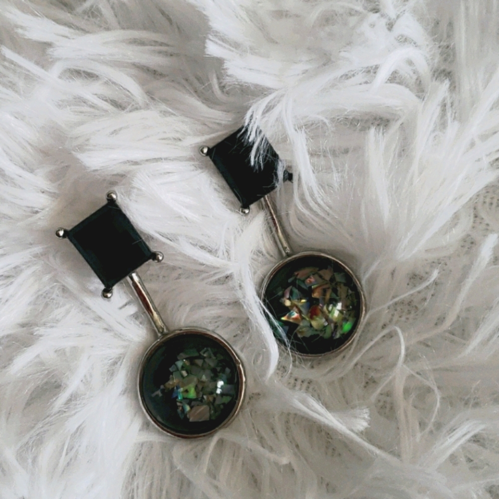 💕2 for $6 NWOT Earrings
